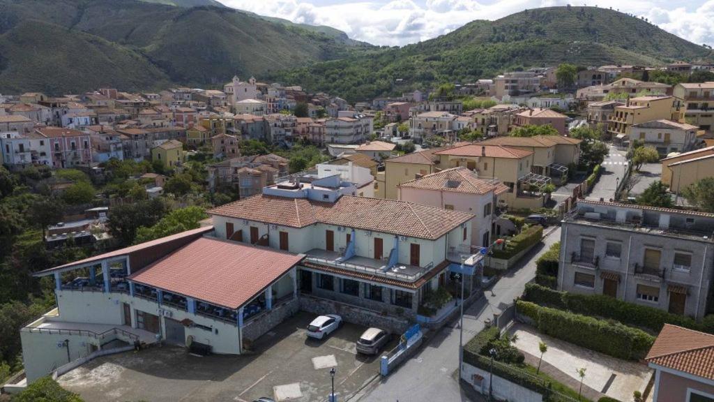 Hotel Villa Principe 圣尼科拉阿尔切拉 外观 照片